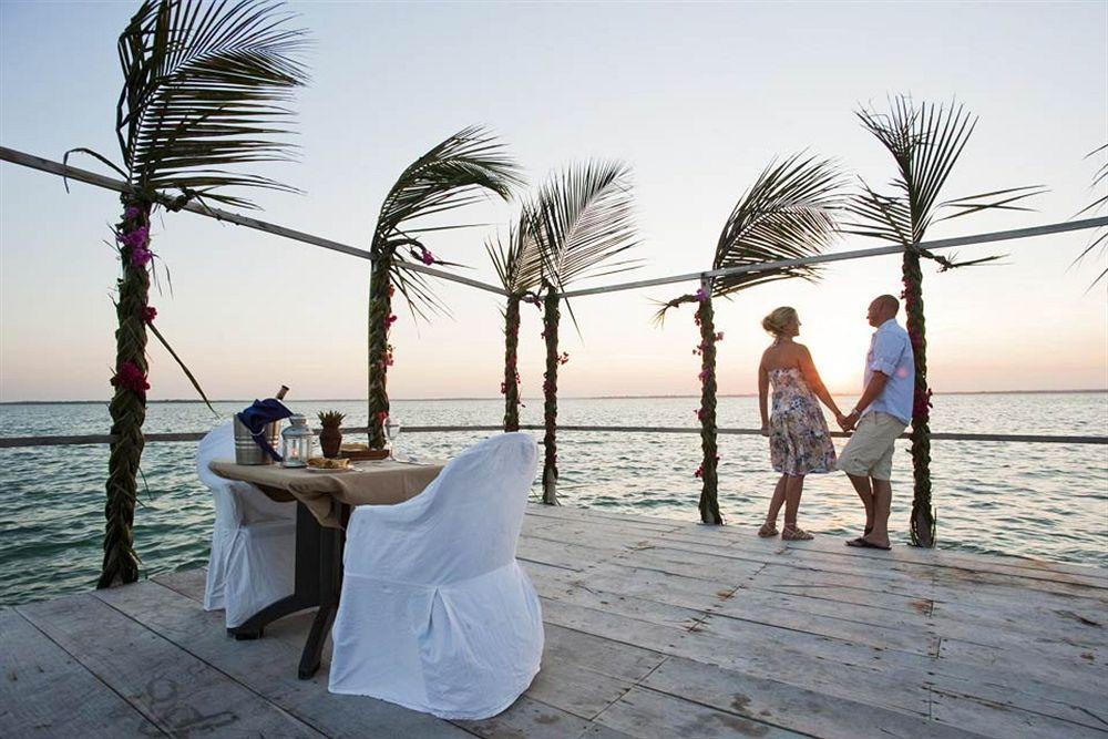 Hotel Karafuu Beach Resort 平圭 外观 照片