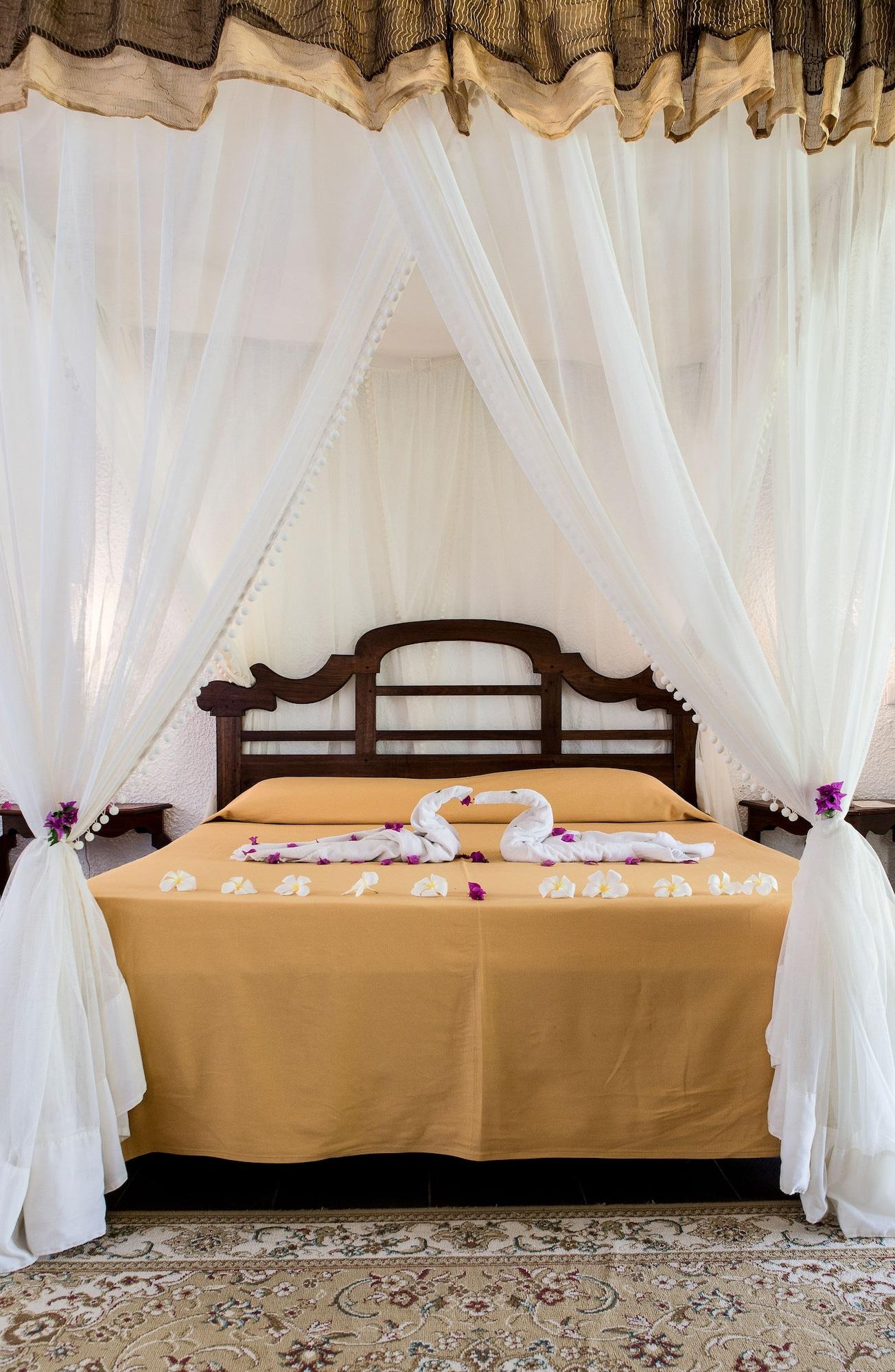 Hotel Karafuu Beach Resort 平圭 外观 照片