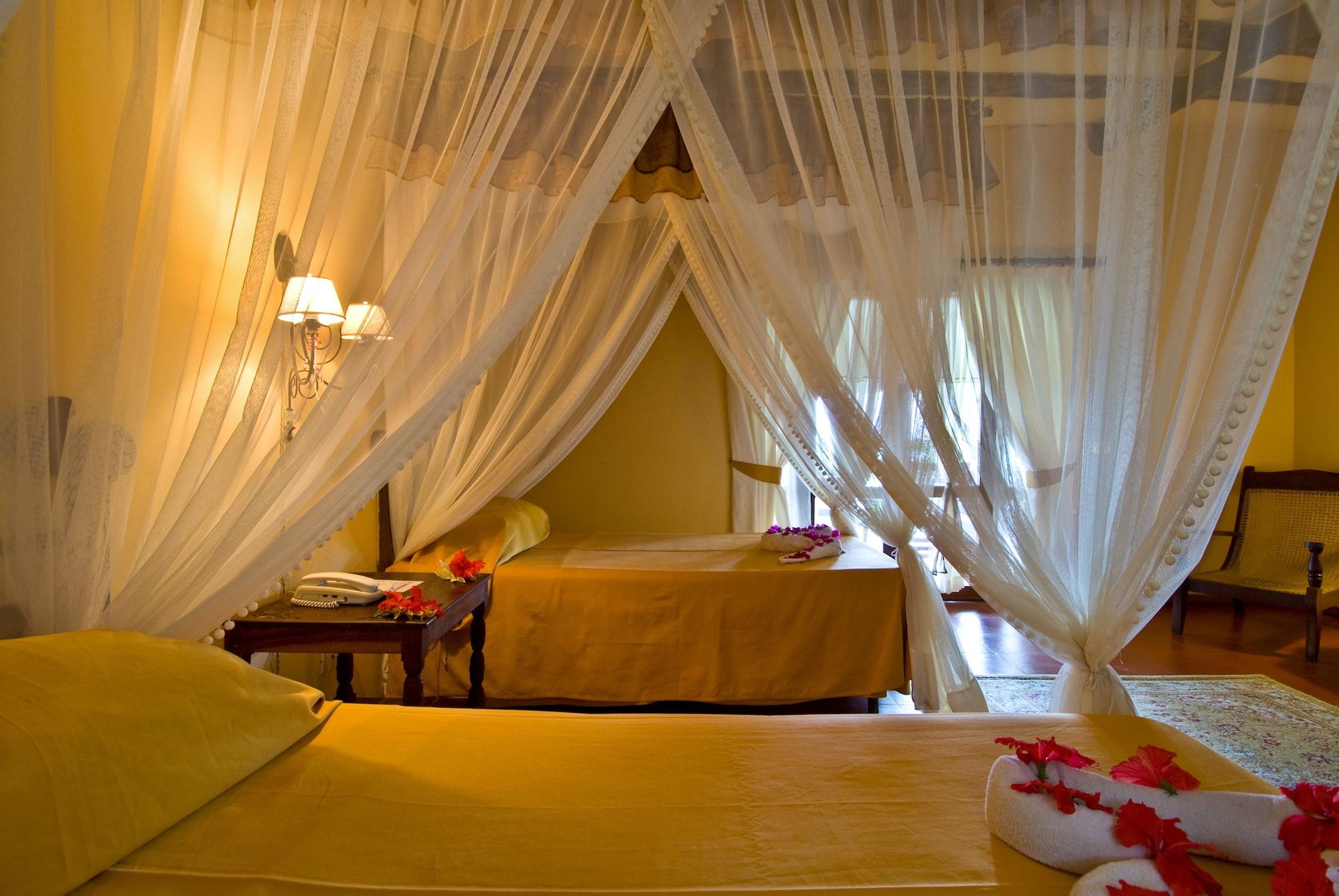 Hotel Karafuu Beach Resort 平圭 外观 照片